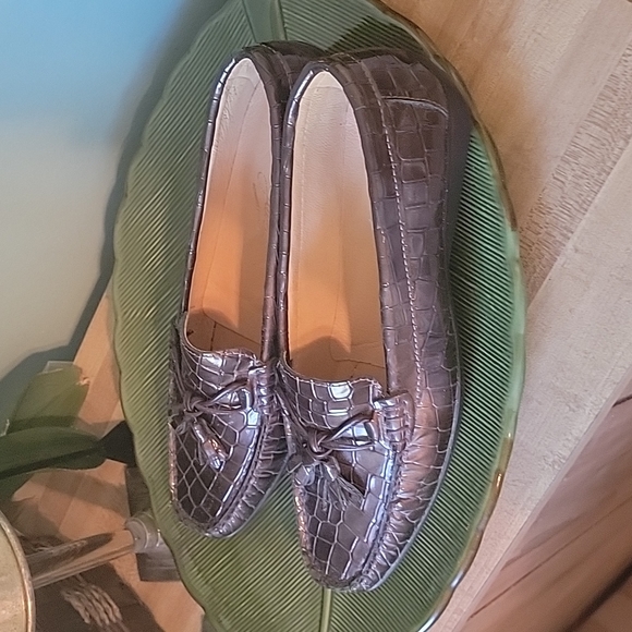 Beautiful Brown Patient Size 41 European Tassel Loafers NWOT - Picture 4 of 8